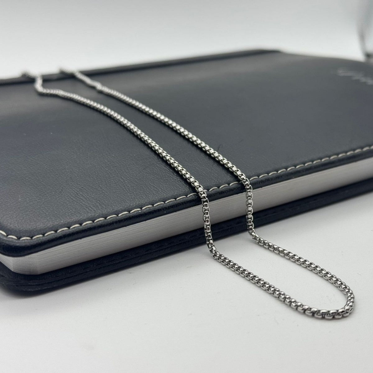 Fashionable And Minimalist Square Pearl Chain Trendy Necklace