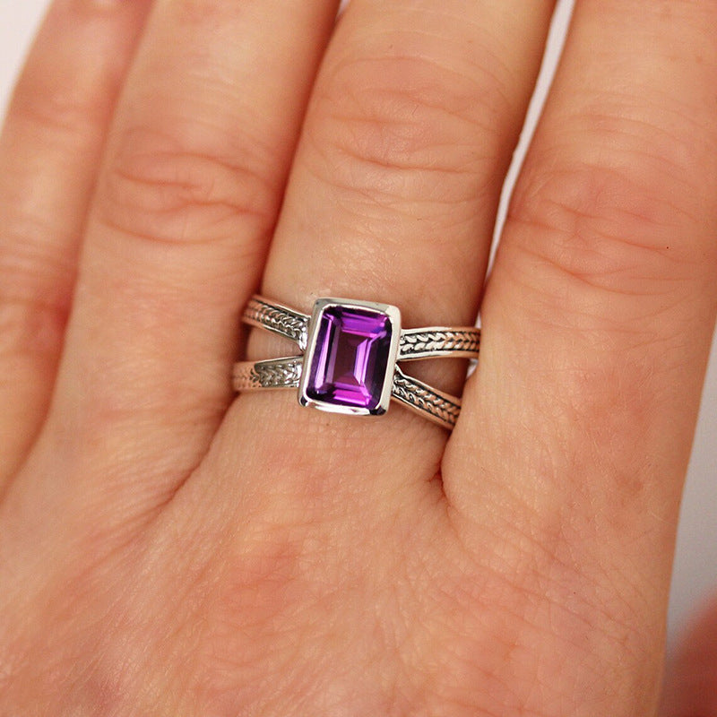 Sophisticated Cross-Design Textured Cable-Knit Ring For Women